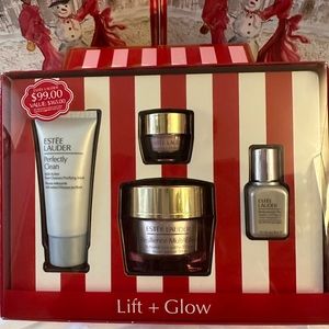 Estee Laurder Revitalizing Supreme Gift Set